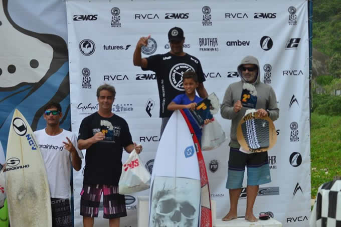 Super Surf em Maresias coroa Flavio Nakagima